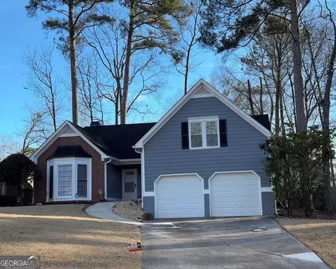 3223 Poplar Ridge Dr, Rex, GA 30273