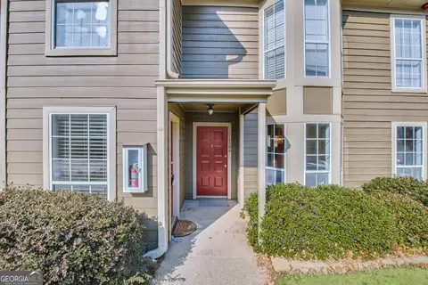 1204 Riverview Dr SE, Marietta, GA 30067