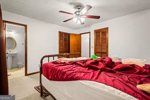 Bedroom - 11800 Pine Needle Ln, Hampton, GA 30228 photo 6 of 7