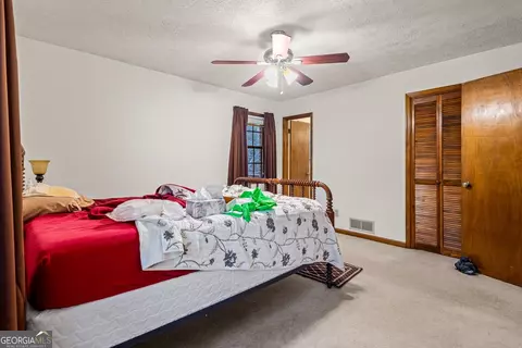 Bedroom - 11800 Pine Needle Ln, Hampton, GA 30228 photo 7 of 7
