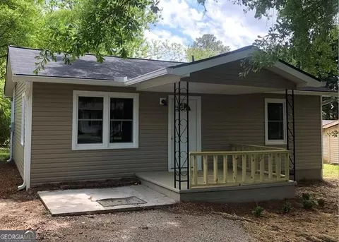 3820 Watson Cir, Gainesville, GA 30504
