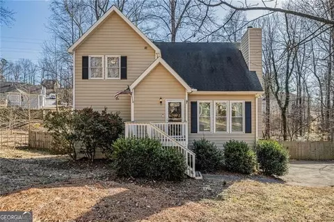 105 Remington Ct, Woodstock, GA 30188