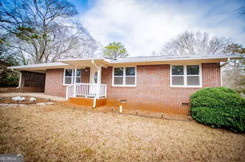 230 Perry St, Carrollton, GA 30117