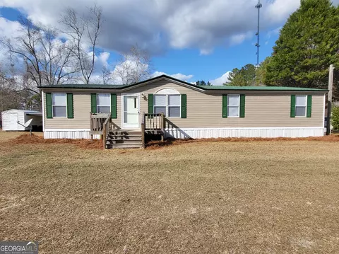 2433 Tower Cir, Cobbtown, GA 30420