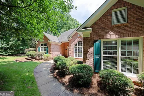 864 Laurel Ridge Ln, Cataula, GA 31804