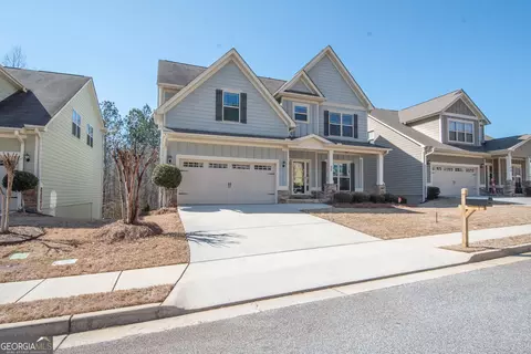 35 Seabiscuit Ct, Newnan, GA 30263