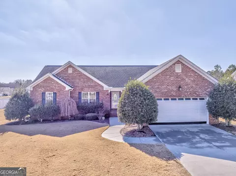 102 Mountain View Dr SW, Calhoun, GA 30701