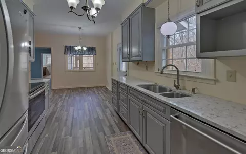 283 Crescent Dr, Toccoa, GA 30577 photo 14