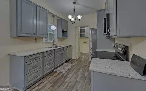 283 Crescent Dr, Toccoa, GA 30577 photo 12