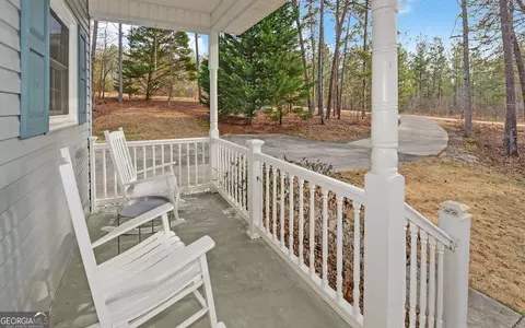 283 Crescent Dr, Toccoa, GA 30577 photo 4