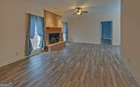 283 Crescent Dr, Toccoa, GA 30577 photo 6