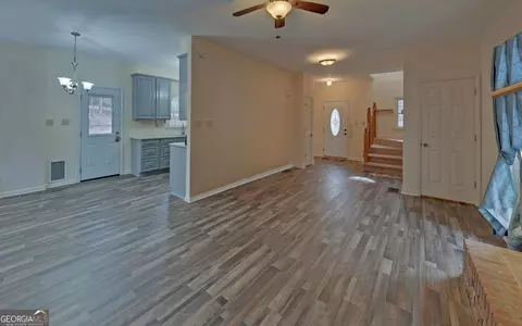 283 Crescent Dr, Toccoa, GA 30577 photo 8