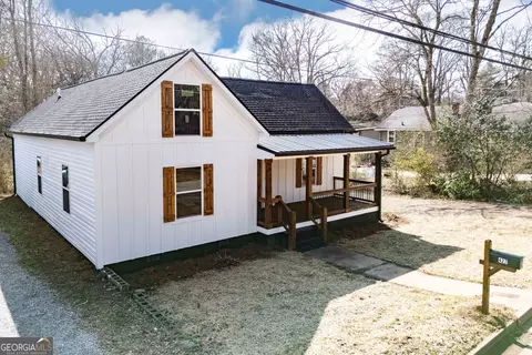 427 West Ave, Carrollton, GA 30117