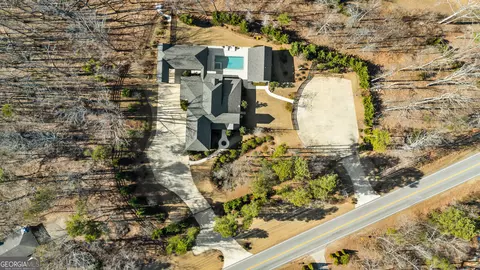 5960 Mcever Rd, Flowery Branch, GA 30542