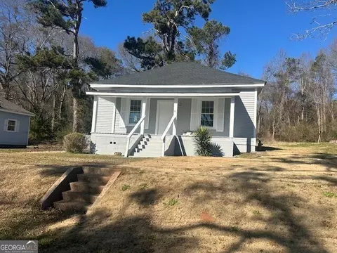 42 Bleachery St, Griffin, GA 30223