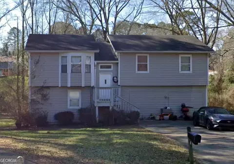 850 Sheppard Cv, Stone Mountain, GA 30083