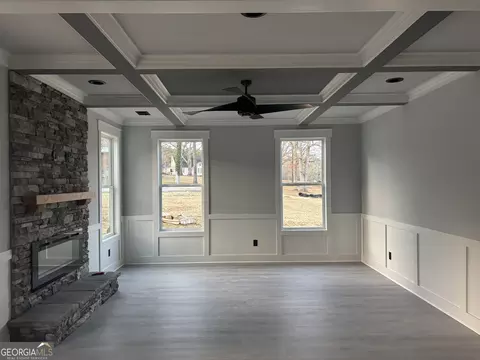 Living - 322 Miles Patrick Rd, Winder, GA 30680 photo 2 of 2