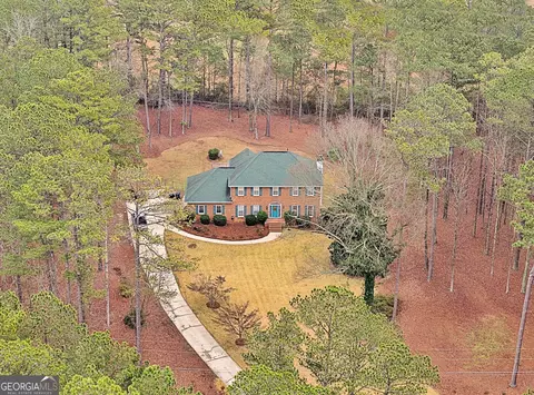 185 Lady Helen Ct, Fayetteville, GA 30214