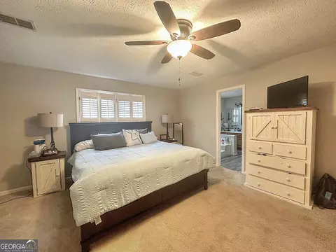 Bedroom - 107 Colonial Ct, Lagrange, GA 30240 photo 2 of 5
