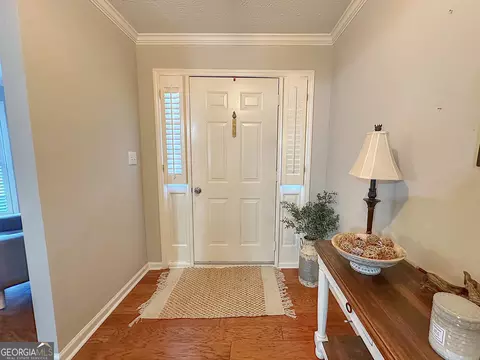 Entry Way - 107 Colonial Ct, Lagrange, GA 30240 photo 1 of 3