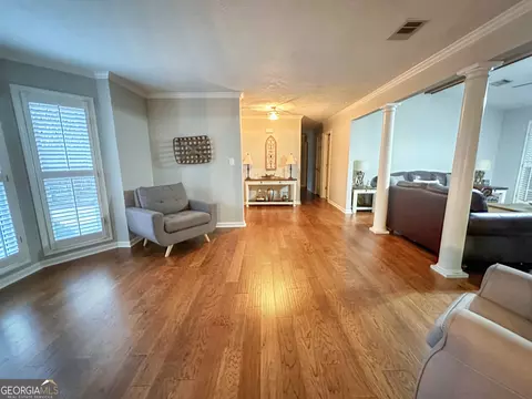 Entry Way - 107 Colonial Ct, Lagrange, GA 30240 photo 3 of 3