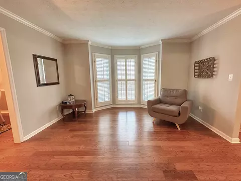 Living - 107 Colonial Ct, Lagrange, GA 30240 photo 3 of 3