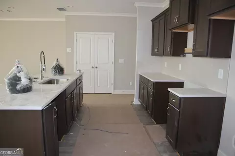 Kitchen - 1975 William Glen St, Dacula, GA 30019 photo 2 of 3