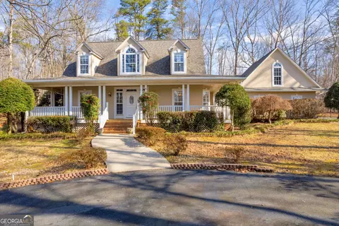 116 Grand Oaks Dr, Clarkesville, GA 30523