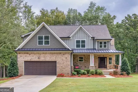 514 Oak Ridge Dr, Maysville, GA 30558