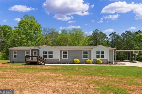 915 Old Four Notch Rd, Whitesburg, GA 30185