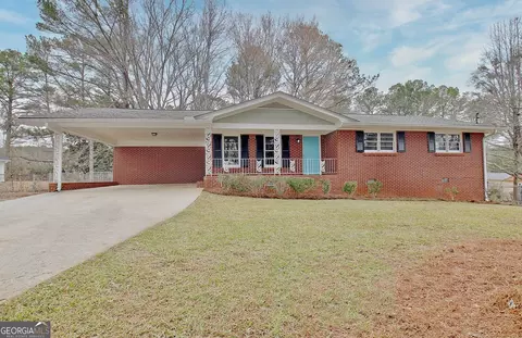 205 Medford Dr, Fayetteville, GA 30215