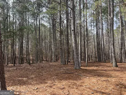 325 Everett Springs Rd NE, Calhoun, GA 30701