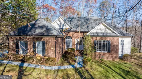 196 Tall Oaks Dr, Alto, GA 30510