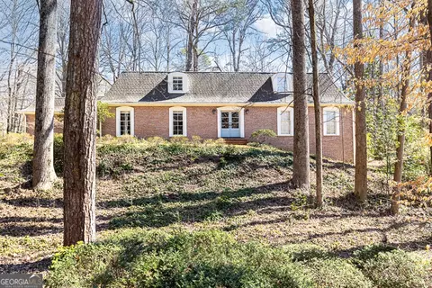 4095 Glen Devon Dr NW, Atlanta, GA 30327