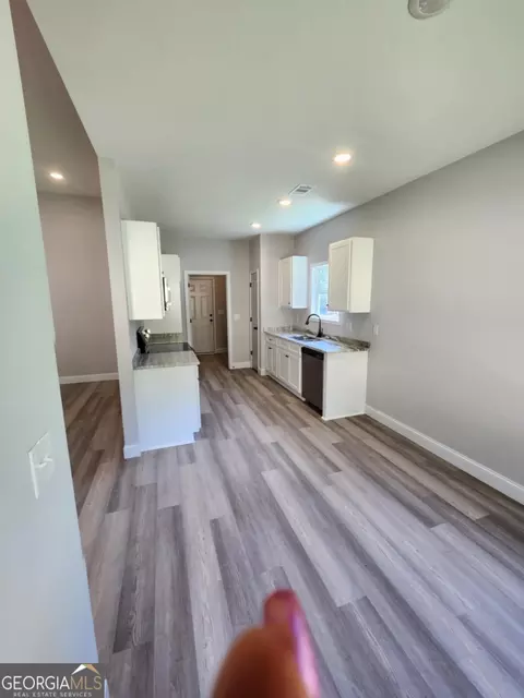 Entry Way - 111 Silver Maple Ct, Byron, GA 31008 photo 5 of 5