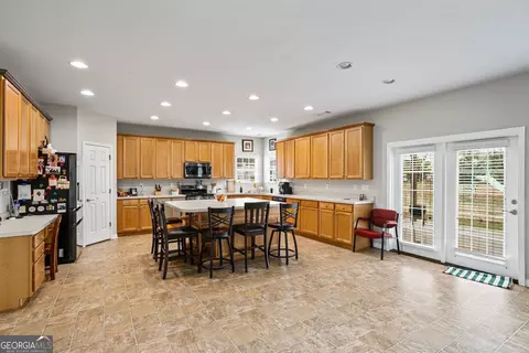 Kitchen - 405 Linkmere Ln, Covington, GA 30014 photo 1 of 4
