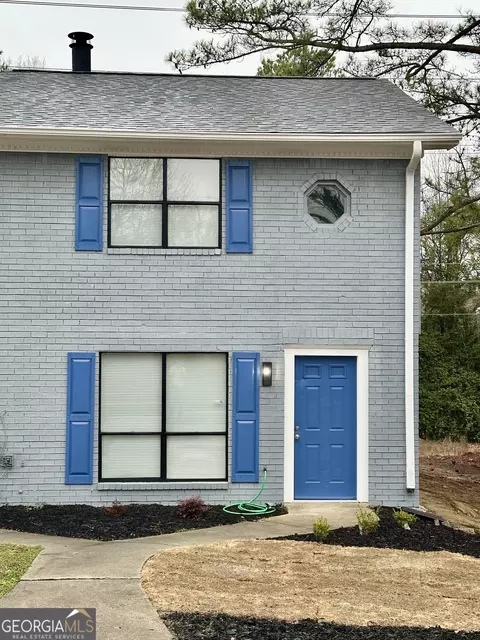 1309 Lakeview Dr NW, Conyers, GA 30012
