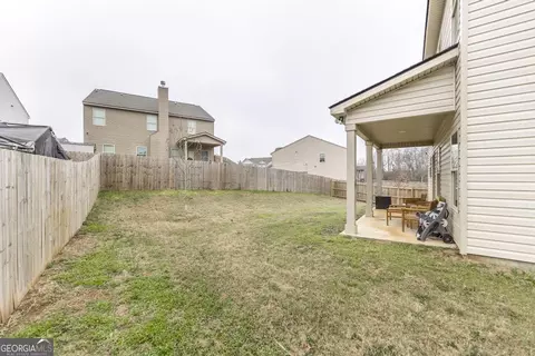 Exterior - 305 Longbridge Way, Perry, GA 31069 photo 3 of 4