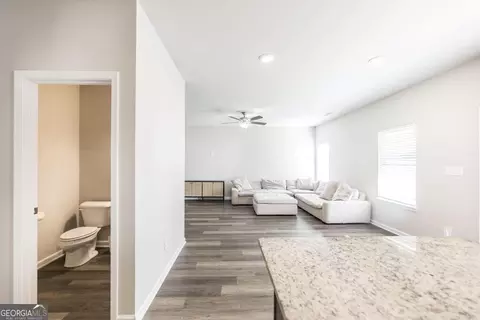 Entry Way - 305 Longbridge Way, Perry, GA 31069 photo 4 of 9