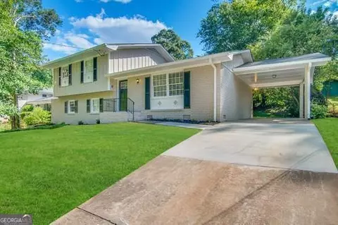2109 Troutdale Dr, Decatur, GA 30032