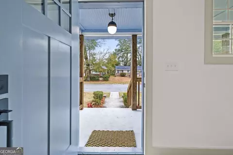 Entry Way - 2020 E 40th St, Savannah, GA 31404 photo 1 of 1