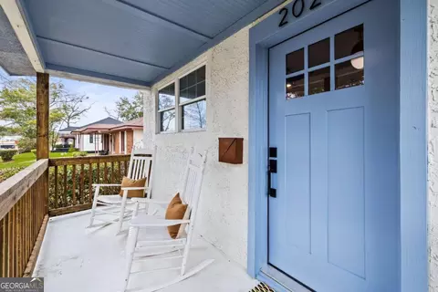 Exterior - 2020 E 40th St, Savannah, GA 31404 photo 8 of 8