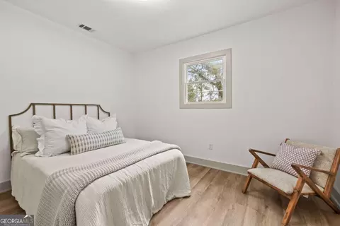 Bedroom - 2020 E 40th St, Savannah, GA 31404 photo 3 of 6
