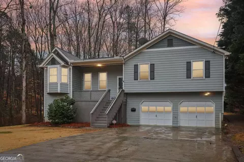 112 Hollis Cir, Dallas, GA 30157