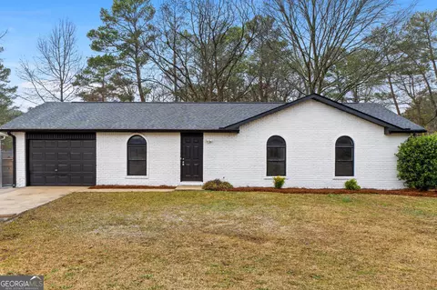 Exterior - 6973 Stephens Dr, Rex, GA 30273 photo 4 of 4