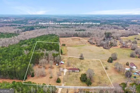 62 Honey Ln, Mcdonough, GA 30252