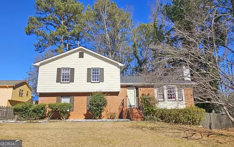 3858 Lagoon Way, Stone Mountain, GA 30083