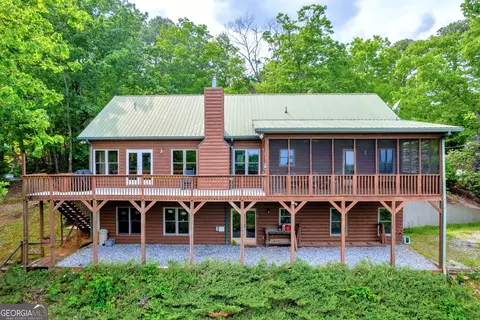 559 Whispering Dl, Clarkesville, GA 30523
