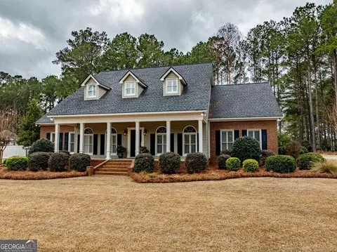 25 Ridgewood Dr, Tifton, GA 31793