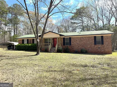 92 Camellia Dr, Forsyth, GA 31029